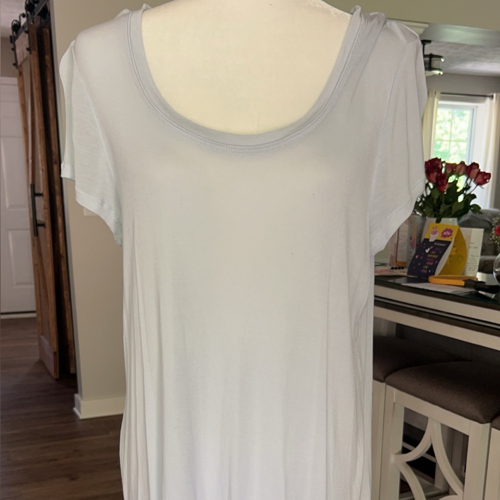 Women's light gray Short Sleeve Top with back slit